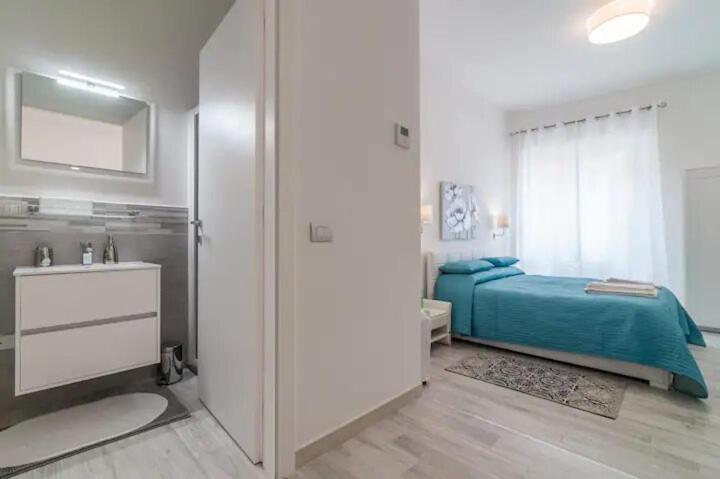 Cagliari Central Rooms Экстерьер фото