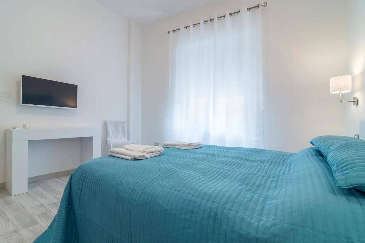 Cagliari Central Rooms Экстерьер фото